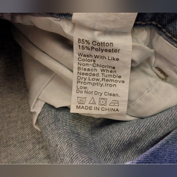 Button Front Straight Leg Medium Wash Distressed Jeans Size 14 Denim High Rise - Picture 5 of 9